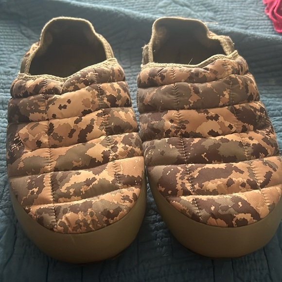 Men north face thermal shoes - Picture 1 of 8